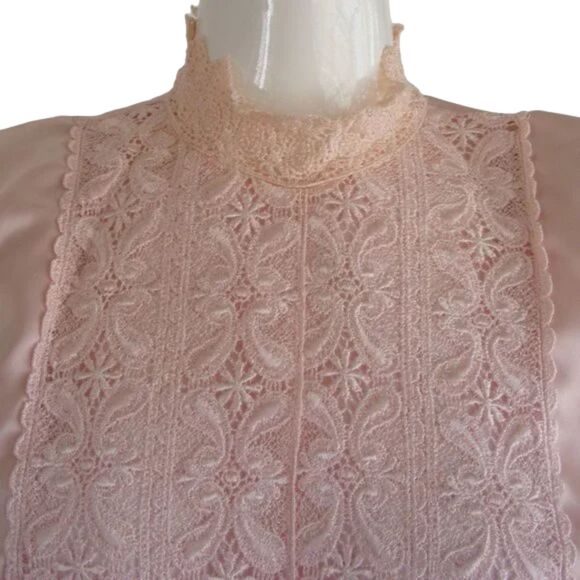 Vintage ILLUSTRATIONS Blouse, S, Lace Front, Statement shoulder, Long sleeve 80s - Picture 5 of 12